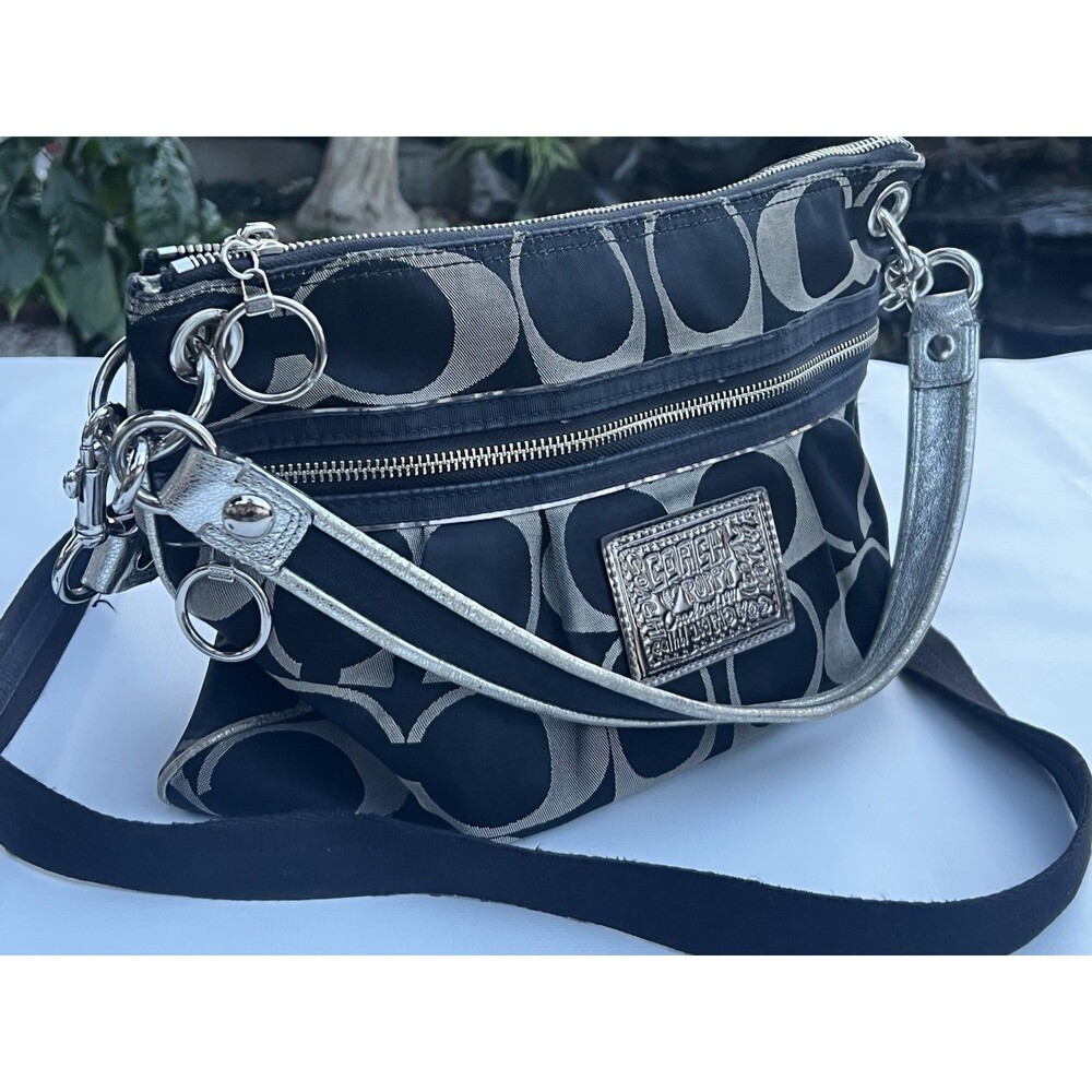 Coach Poppy Signature Sateen Groovy Crossbody Shoulder Bag Black/Silver 15318